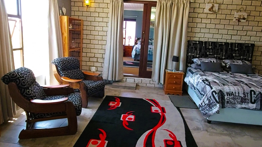 5 Bedroom Property for Sale in Britannia Bay Western Cape